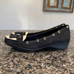 Lauren Ralph Lauren Black and Cream Flats with Bow